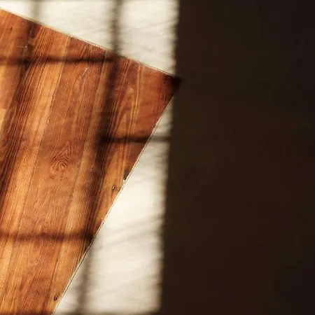 Refugio De Paz Y Encanto En El Corazon De Con Vistas Al Mar