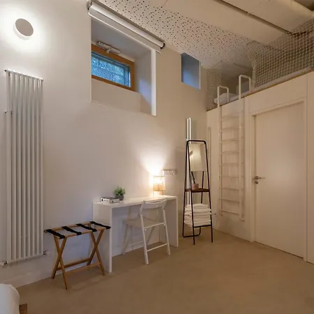 Refugio De Paz Y Encanto En El Corazon De Con Vistas Al Mar Apartment