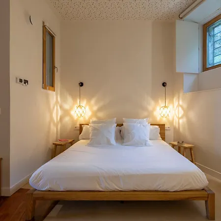 Refugio De Paz Y Encanto En El Corazon De Con Vistas Al Mar